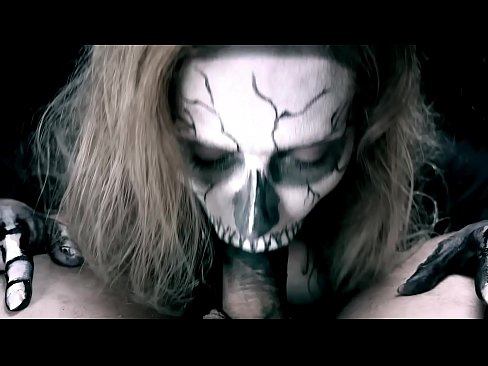 ❤️ Demon girl sucking cock with her black mouth and swallowing cum. Hard porn at en-us.ixiporn.ru ❌❤